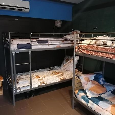 Hostel Pacific Ocean Częstochowa Exteriör bild